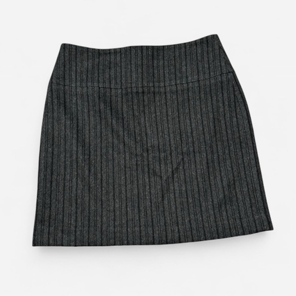 Banana Republic Elegant Gray Pinstripe Wool Mini Pencil Skirt Size 4